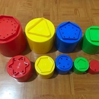 ！お取引中！ボーネルンド スタッキングビーカー【水遊び】