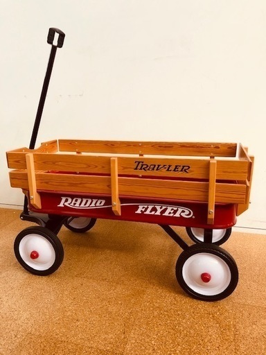 RADIO FRYER (ラジオフライヤー) クラシックレッドワゴン Classic Red