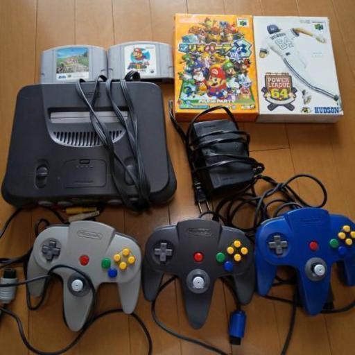Nintendo 64 コントローラー３つ ソフト4本