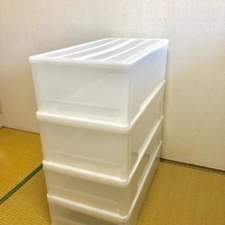 ニトリ 押入れ収納ケース4個セットの画像