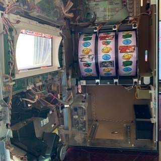 スロットマシーン3台