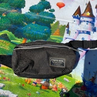 ウエストポーチ