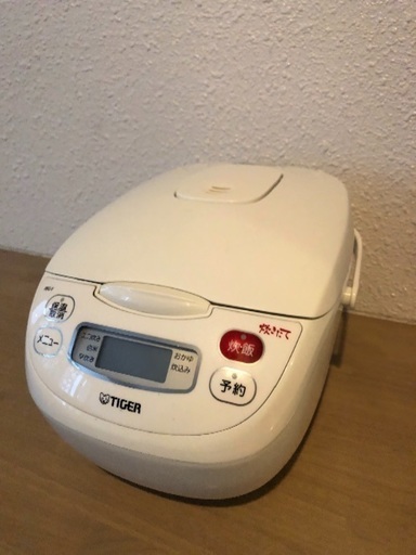 【受付中】2014年製 タイガー 炊飯器 マイコン炊飯ジャー 炊きたて JBG-Y100 5.5合炊き  まとめ購入送料 家電家具多数出品中