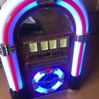 アメリカンジュークボックス型 CD、ラジオ、USB、SDカードジャンク