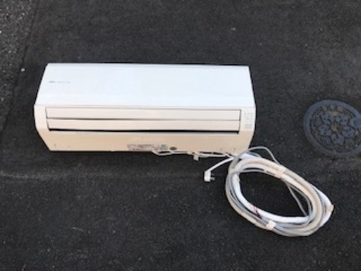 富士通ゼネラル　エアコン　AS-V40W　2011年製　11～17畳用