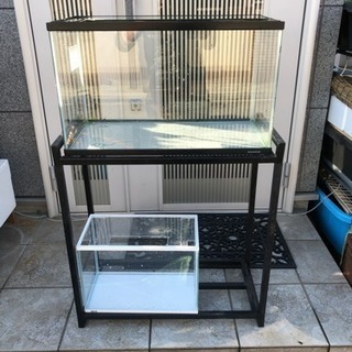 中古水槽、水槽台 野外で使用。