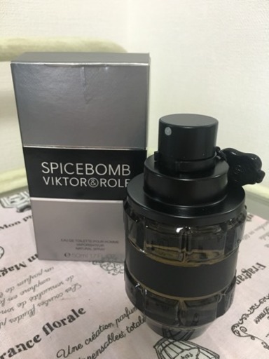 香水 Spicebomb