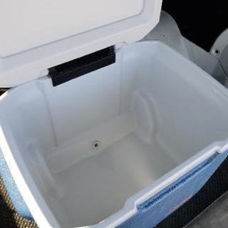 コールマン　エクストリームホイールクーラーの画像