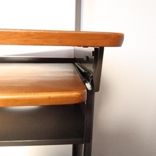 お話中----パソコンラック  パソコン台  机 パソコンデスクの画像