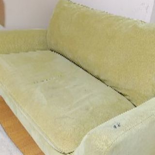ニトリの二人掛けソファー