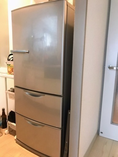 急募！冷蔵庫 2015年製 272L 3ドア