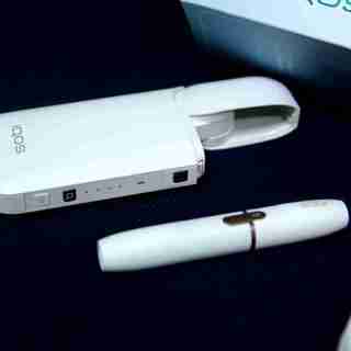 IQOS アイコス　2.4Plus　ホワイトの画像