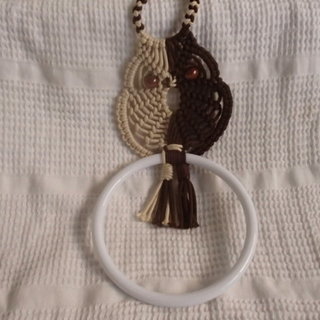 手作り　マクラメ（？）編み タオル掛け＆小物入れ    ***の画像