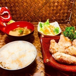 お昼も夜もワンコインメニュー揃ってます‼️（土日祝祭日のお昼を除く） - 地元のお店