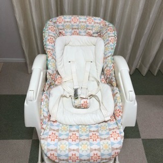 アップリカ＊ハイローチェアの画像