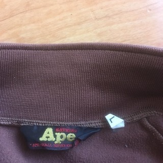 A BATHING APE ジャージの画像