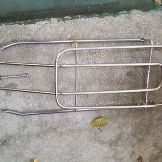 自転車　キャリア