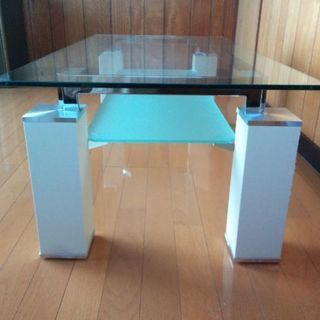 ニトリのNYデザインテーブルの画像