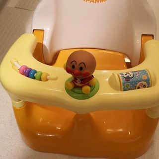 畳める乳児バスチェア　アンパンマン　の画像