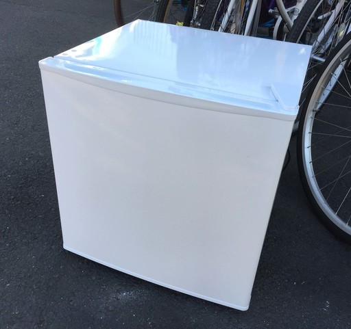 超美品！1ドア冷凍庫(フリーザー)40L　2018年製　動作良好！