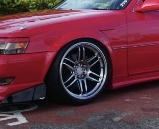 18インチ ホイール