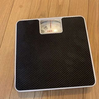 IKEA 体重計 アナログ 小型サイズの画像