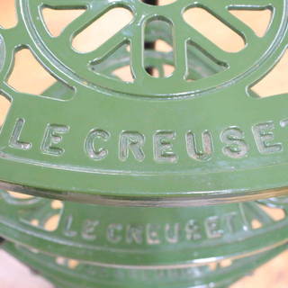 ポットスタンド　LE　CREUSET