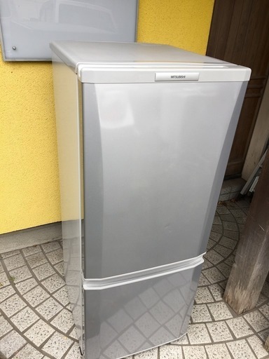 三菱 冷蔵庫 MR-P15W 2013年製 146L