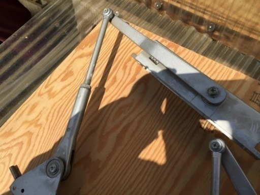 ドアチェッカー