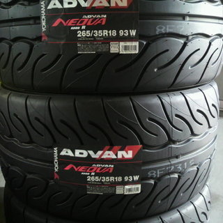 ヨコハマ アドバン ネオバ AD08R　265/35R18 93...