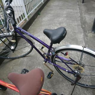 27インチ　オートライト 6段  自転車の画像