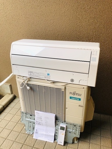 【受付中】送料無料 使用浅い2017年製 極美品 2017年製 仕様浅く 極美品 FUJITSU 富士通 nocria ノクリア みまもり・音声お知らせ機能 コンパクトサイズ スマートフォン対応 ルームエアコン 6畳〜9畳用 AS-C22G-W 2.2kw 家電家具多数出品中 出品リストよりご覧ください