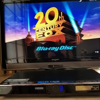 ☆3番組同時録画&1TB♪AQUOSブルーレイBD-T1300☆