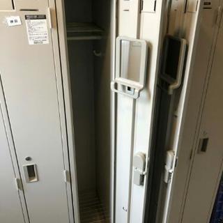 オフィス用　ロッカー　2セットの画像
