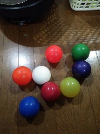 ジャグリングボール７つほど