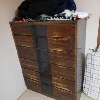 古い桐たんす