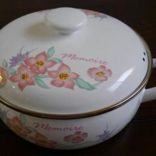 値下げしました！ホーロー鍋　中古品