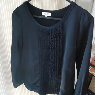 SOUP 紺色カットソー