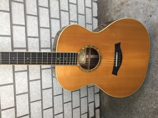 弦楽器、ギター Taylor GA7