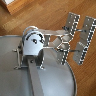 スカパー アンテナ、チューナー他の画像