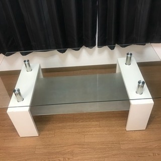 ガラステーブル