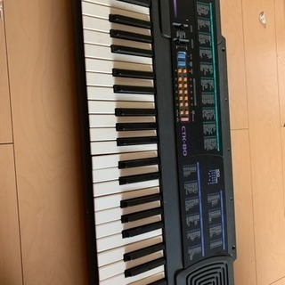 電子ピアノ