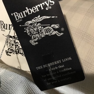 Burberry 半袖スーツの画像