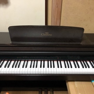 電子ピアノ