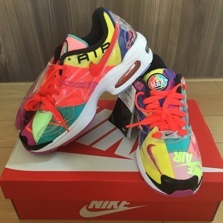 NIKE AIR MAX2 LIGHT QSの画像