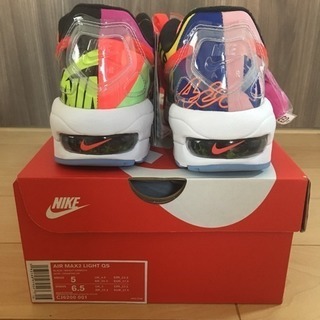 NIKE AIR MAX2 LIGHT QSの画像