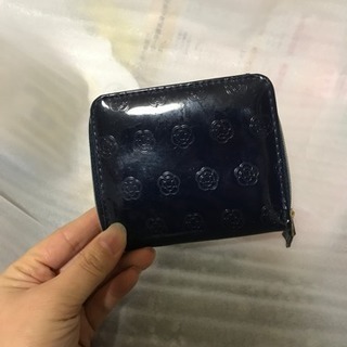 クレイサス  二つ折り財布