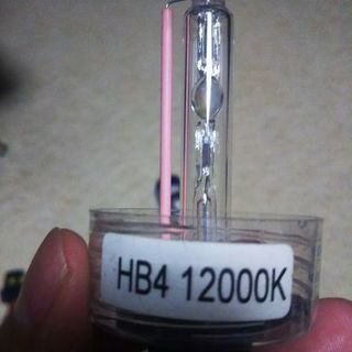 【使用期間一ヶ月未満‼】HB4 12000K HIDバーナー 左右セットの画像