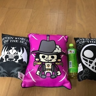 チョッパーぬいぐるみ3点＋クッション3点の画像