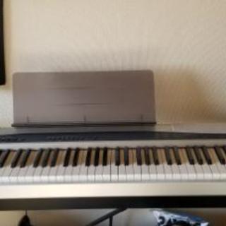 電子ピアノ